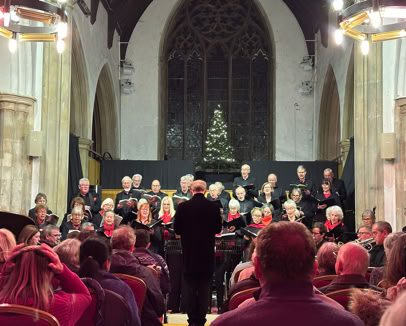 Belinda singing Christmas Crackers with ICC